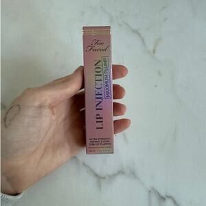 Too Faced Lip Injection Maximum Plump 0.14 oz A La Mode